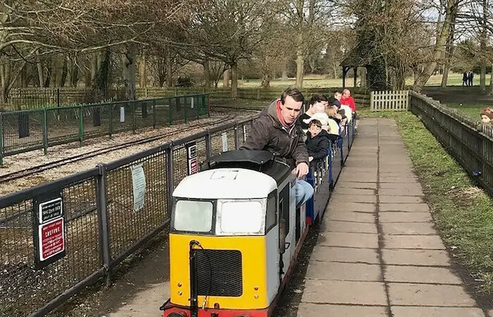 miniature_train_watford-1